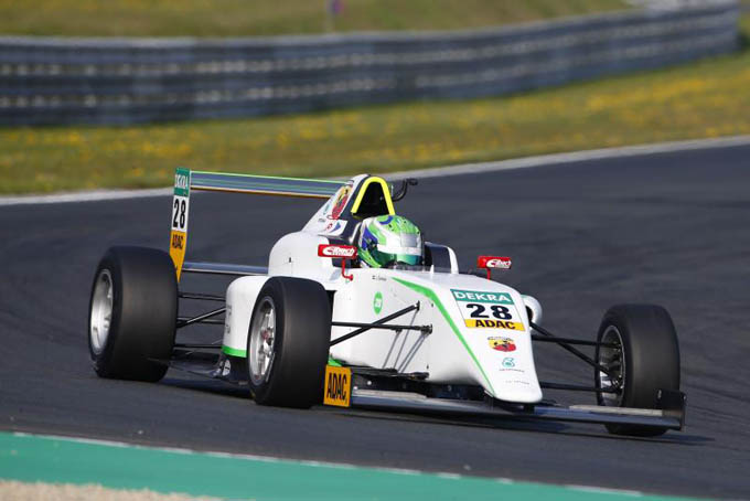 Janneau Esmeijer F4 ADAC